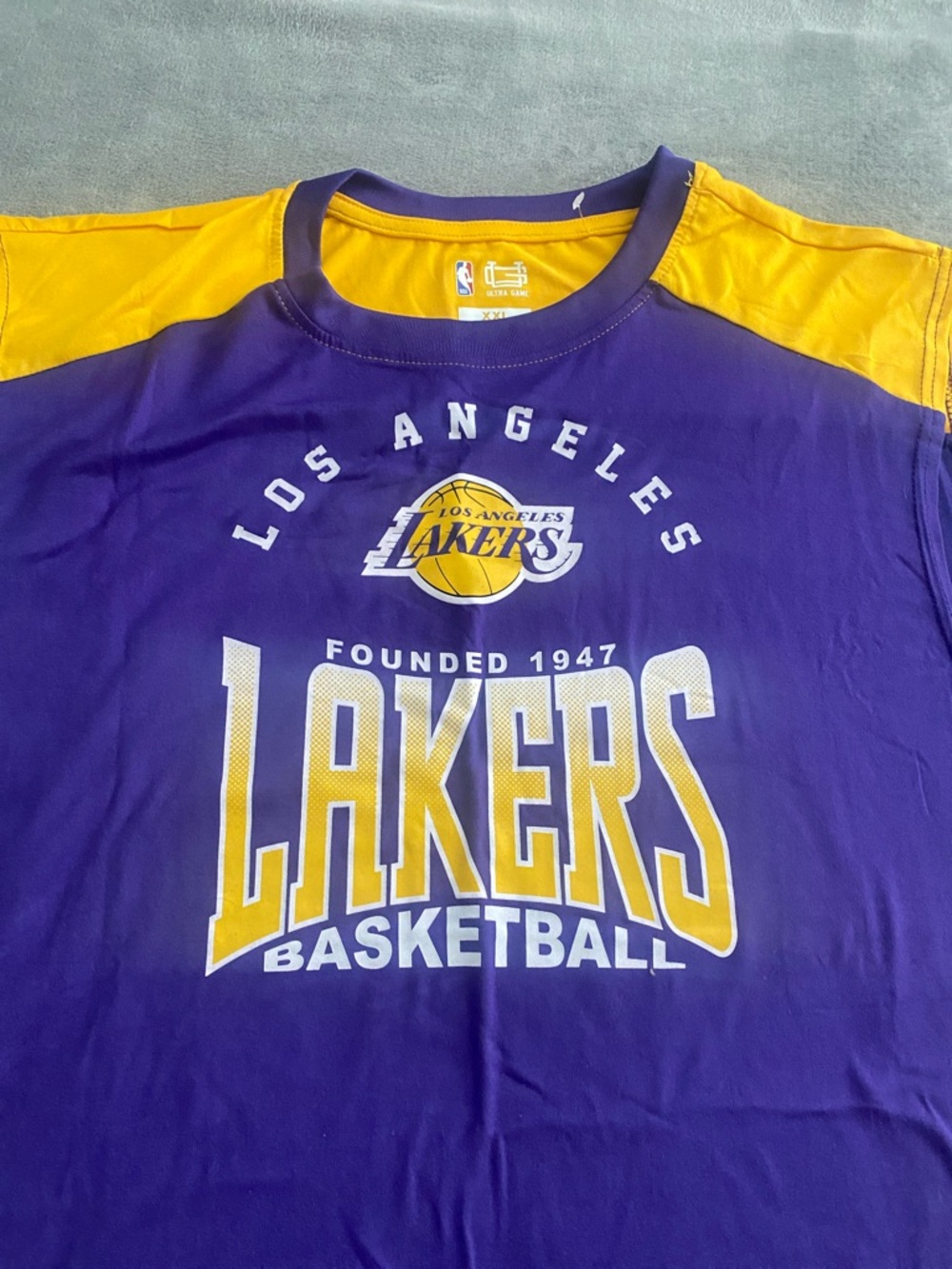 Los Angeles Lakers Sleeveless Shirt NWT Men’s NBA Basketball Tank XXL Jersey